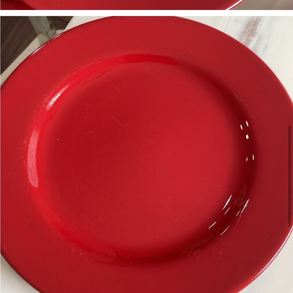 Warchtersbach Elegant Red Dinner Plate